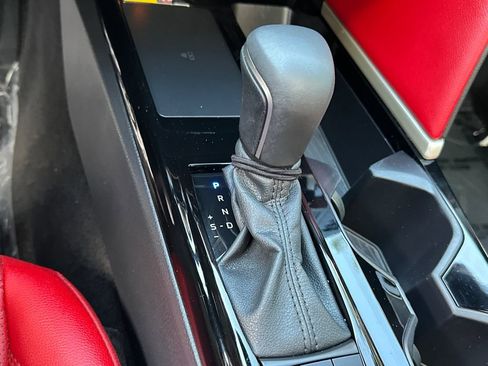 Used 2025 Toyota Camry XSE FWD image 28