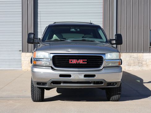 Used 2002 GMC Yukon XL 2500 SLT image 9