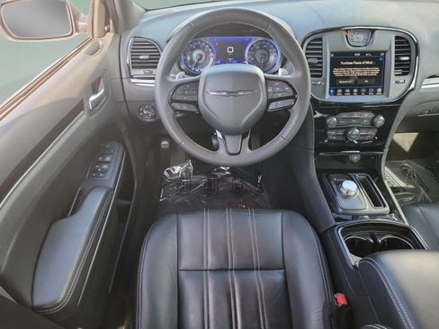 Used 2023 Chrysler 300 S RWD image 8