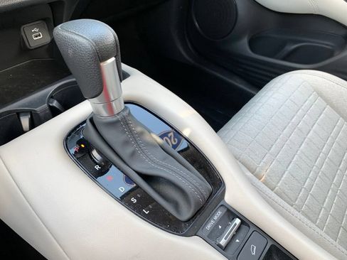 Used 2025 Honda HR-V LX image 20