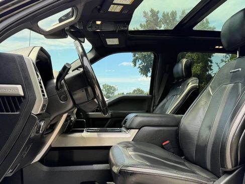 Used 2018 Ford F250 Platinum w/ Platinum Ultimate Package AWD/4WD image 16