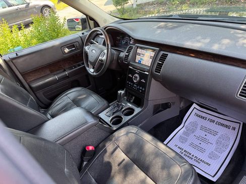 Used 2018 Ford Flex Limited w/ Equipment Group 301A AWD/4WD image 19