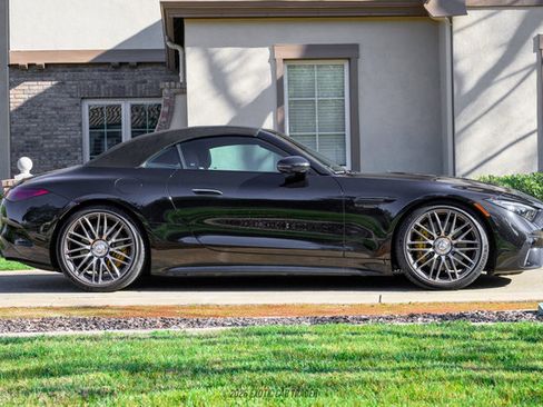 Used 2022 Mercedes-Benz SL 63 AMG 4MATIC image 19