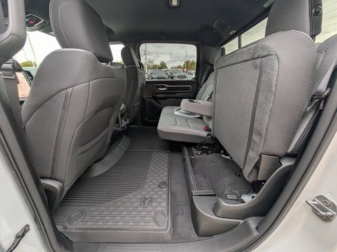 New 2026 RAM 1500 4x4 Crew Cab image 21