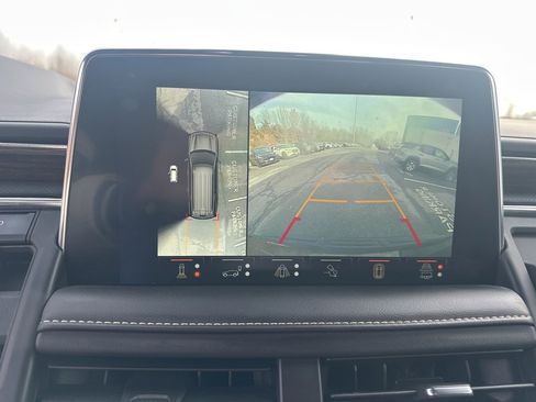 Certified 2024 Chevrolet Tahoe Premier w/ Advanced Technology Package image 20