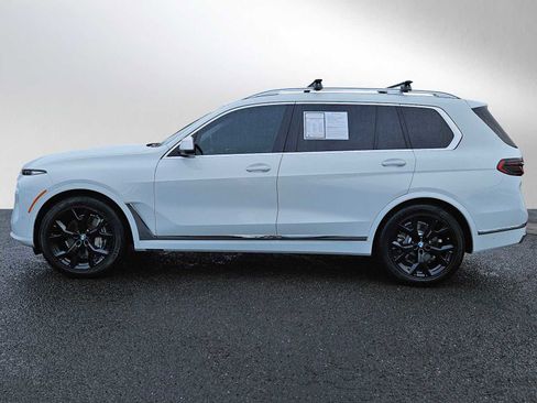Used 2024 BMW X7 xDrive40i w/ Executive Package image 6