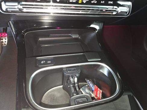 Used 2020 Mercedes-Benz CLA 250 image 23