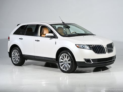 Used 2014 Lincoln MKX FWD w/ Equipment Group 101A image 1