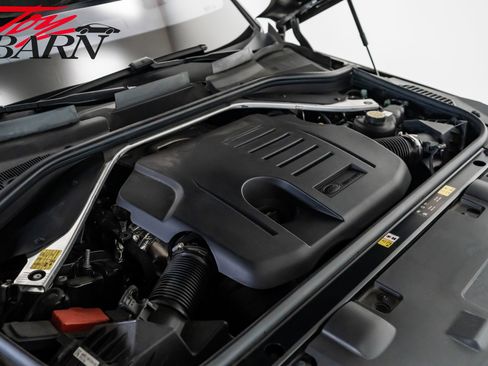 Used 2023 Land Rover Range Rover Sport SE Dynamic image 47