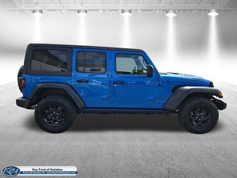 Used 2023 Jeep Wrangler Unlimited w/ Cold Weather Group AWD/4WD image 15