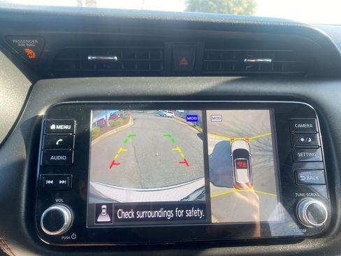 Used 2021 Nissan Kicks SR image 22