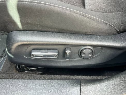 Used 2023 Honda Accord EX image 25