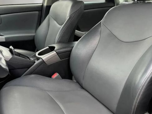 Used 2014 Toyota Prius Prime Advanced FWD image 11