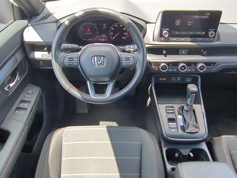Used 2025 Honda CR-V Sport image 12