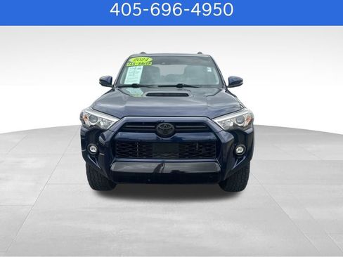 Used 2024 Toyota 4Runner TRD Off-Road Premium AWD/4WD image 2