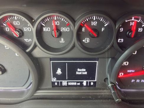 Used 2023 Chevrolet Silverado 1500 Custom AWD/4WD image 21