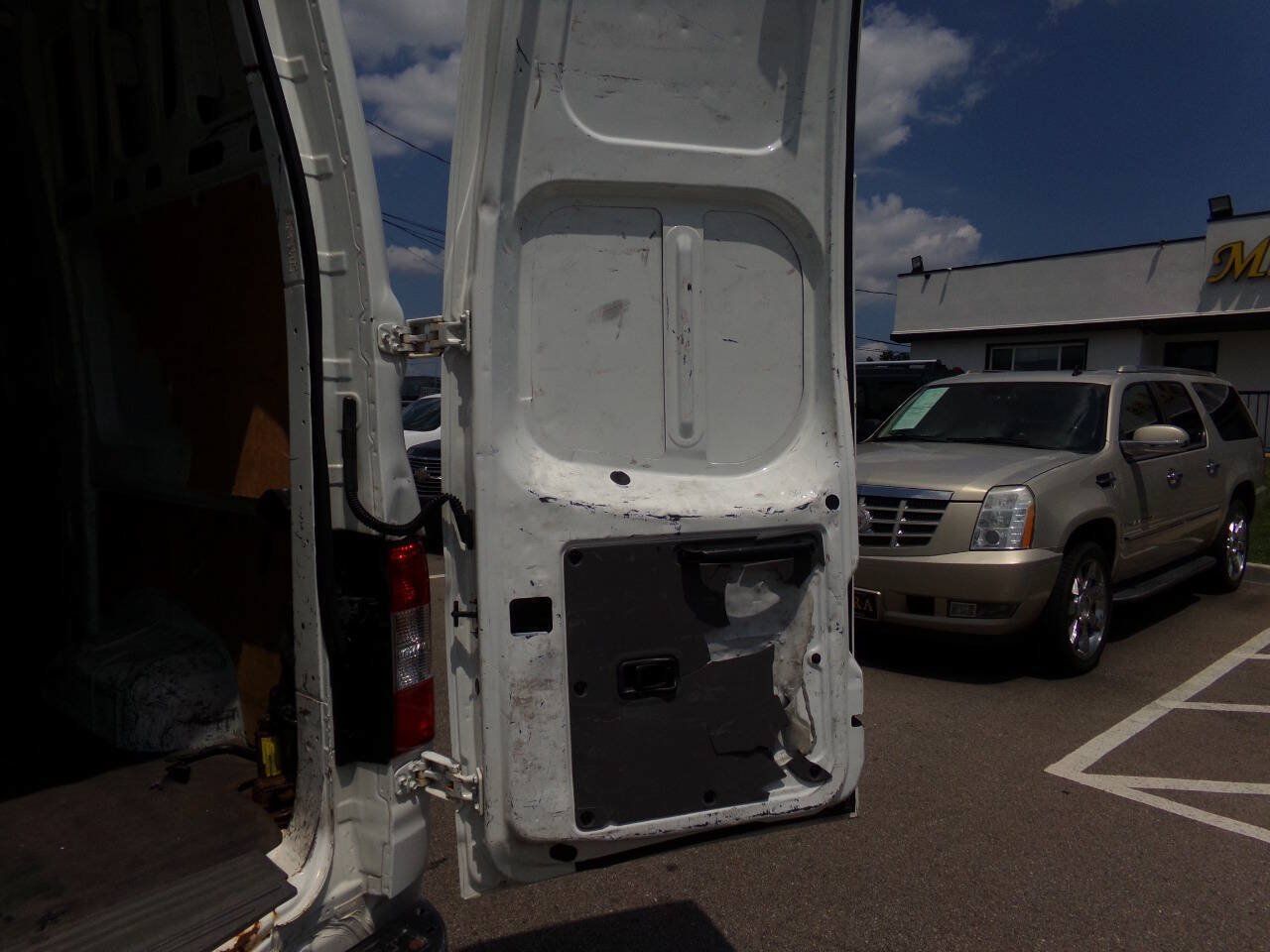 Used 2016 Nissan NV 2500 SL w/ Technology Package RWD image 21