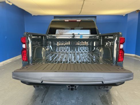 New 2026 Chevrolet Silverado 1500 Custom Trail Boss w/ LPO, Dark Essentials Package AWD/4WD image 26