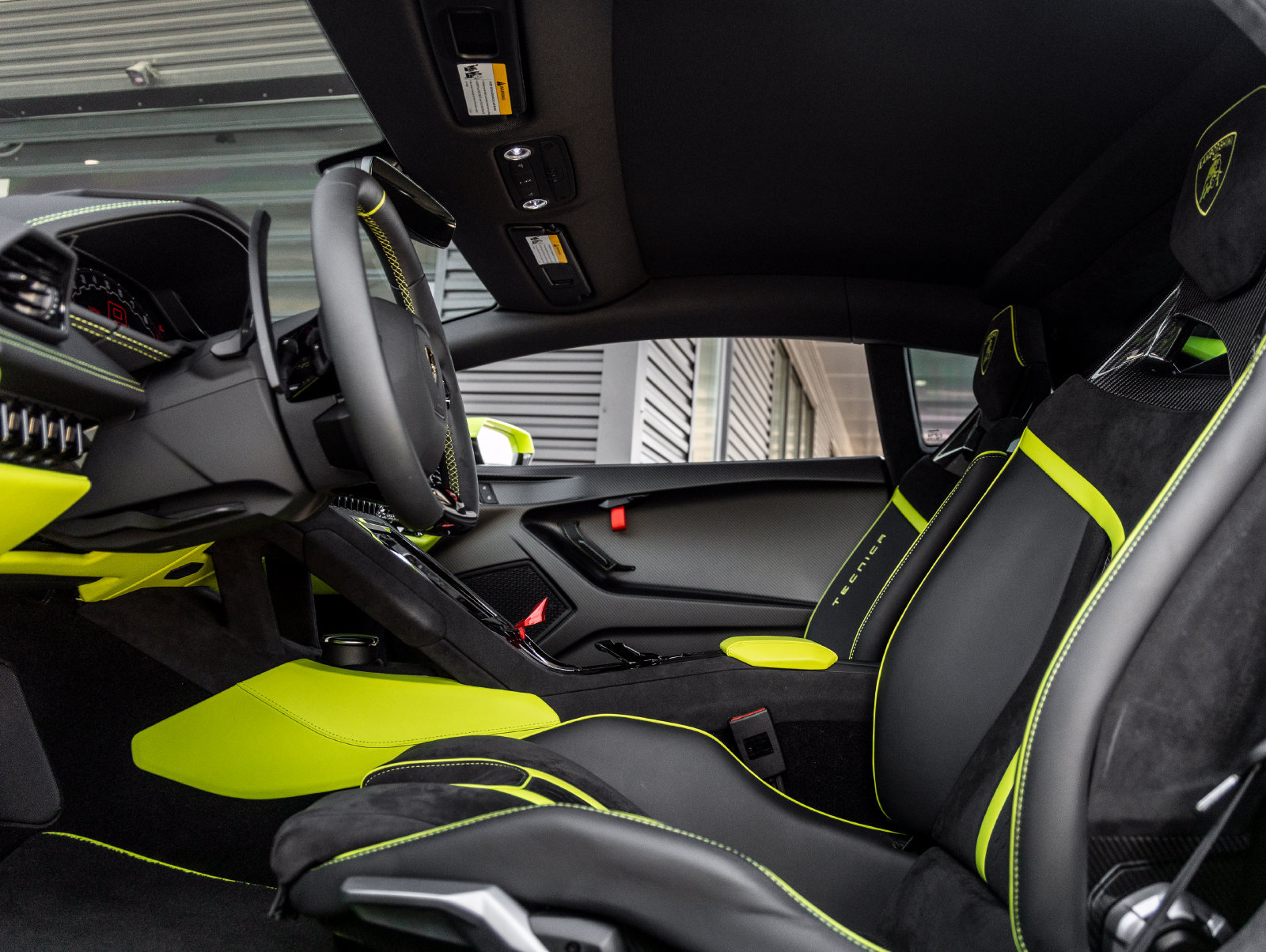 Used 2024 Lamborghini Huracan Tecnica RWD image 26