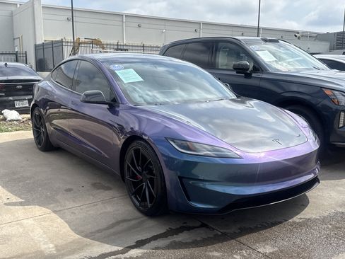 Used 2024 Tesla Model 3 Performance AWD/4WD image 2