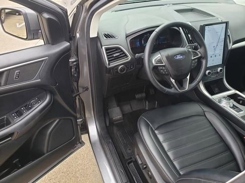 Used 2023 Ford Edge SEL w/ Convenience Package AWD/4WD image 12