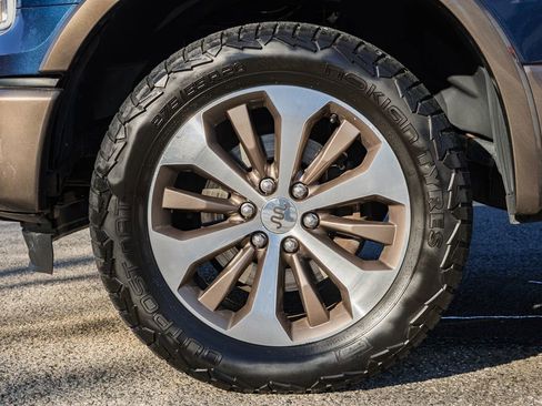 Used 2015 Ford F150 King Ranch w/ FX4 Off-Road Package image 19