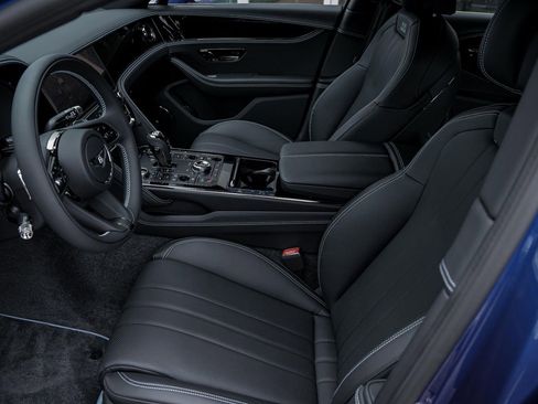 New 2025 Bentley Flying Spur Plug-In Hybrid image 19