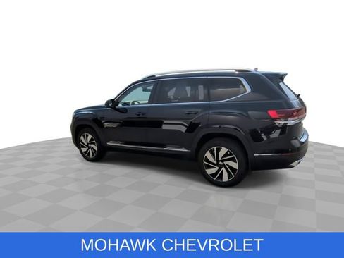 Used 2025 Volkswagen Atlas SEL image 7