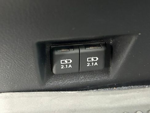 Used 2023 Lexus GX 460 Luxury w/ Sport Design Package AWD/4WD image 24