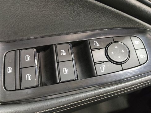 Used 2024 Nissan Rogue SV image 27