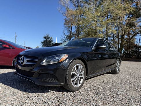 Used 2017 Mercedes-Benz C 300 Sedan image 7