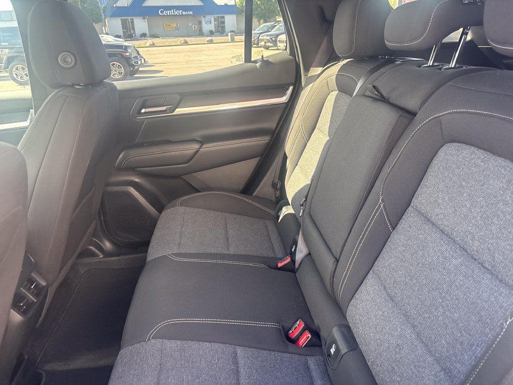 Used 2026 GMC Terrain Elevation FWD image 28