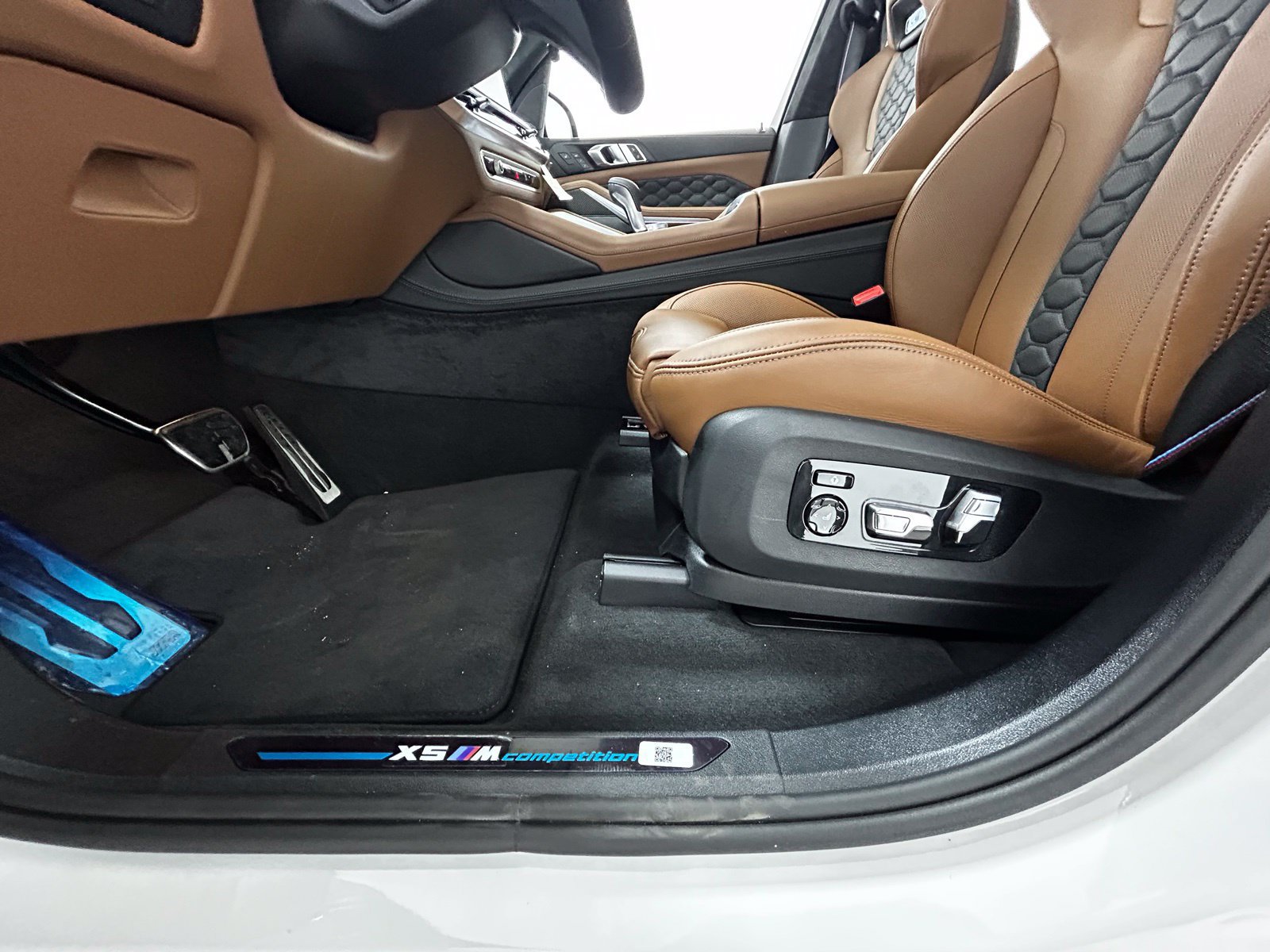 New 2026 BMW X5 M Competition w/ Executive Package AWD/4WD image 31