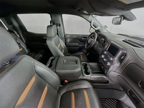 Used 2020 GMC Sierra 1500 AT4 w/ AT4 Premium Package AWD/4WD image 28