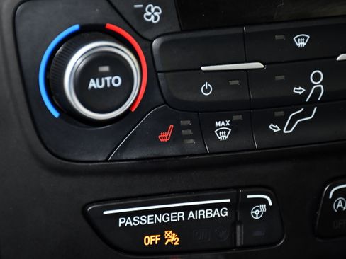 Used 2018 Ford Escape Titanium w/ Ford Safe & Smart Package AWD/4WD image 30