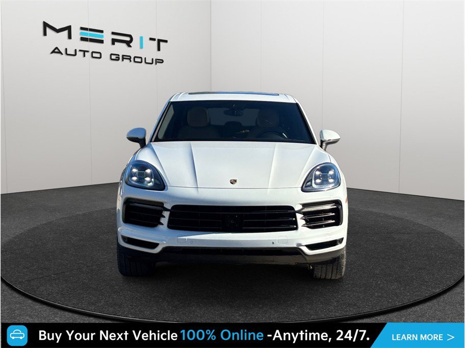 Used 2019 Porsche Cayenne w/ Premium Package AWD/4WD image 3