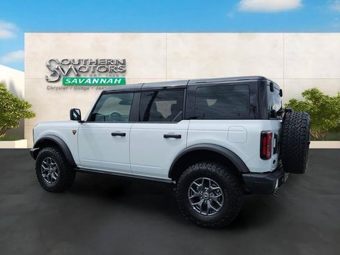 Used 2025 Ford Bronco Badlands AWD/4WD image 3