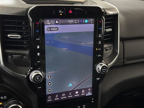 New 2026 RAM 1500 4x4 Crew Cab image 34