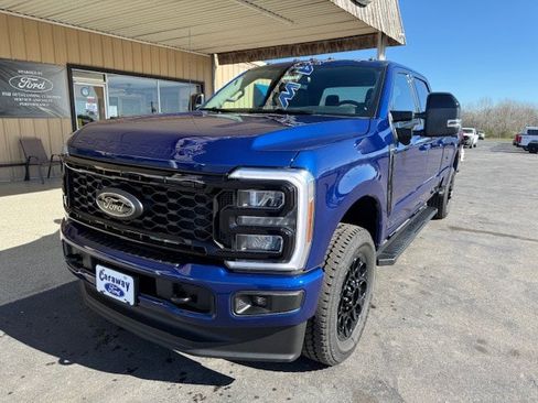 New 2026 Ford F350 Lariat w/ Black Appearance Package image 3