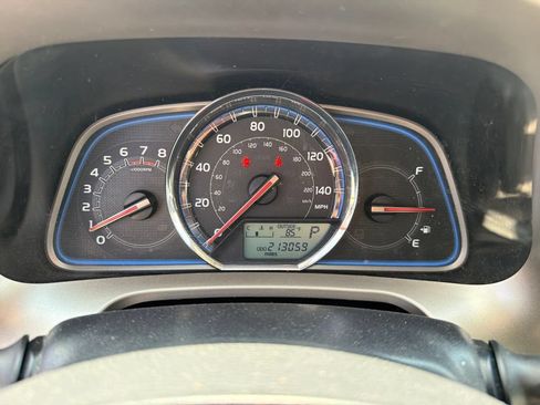 Used 2013 Toyota RAV4 Limited AWD/4WD image 14