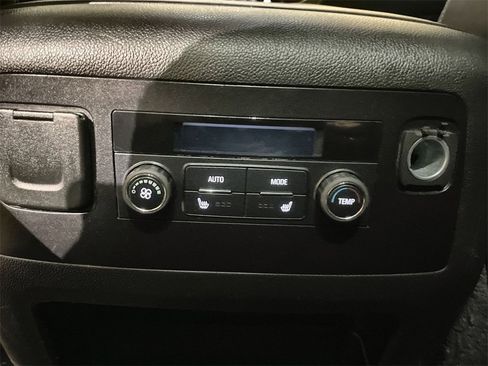 Used 2016 GMC Yukon Denali image 20