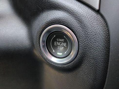 Used 2024 Chevrolet Silverado 1500 Custom image 17