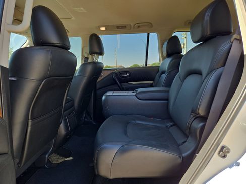 Used 2024 Nissan Armada SL w/ Captain's Chairs Package RWD image 13