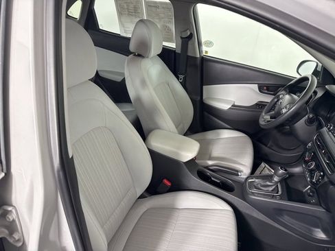 Used 2023 Hyundai Kona SEL image 14