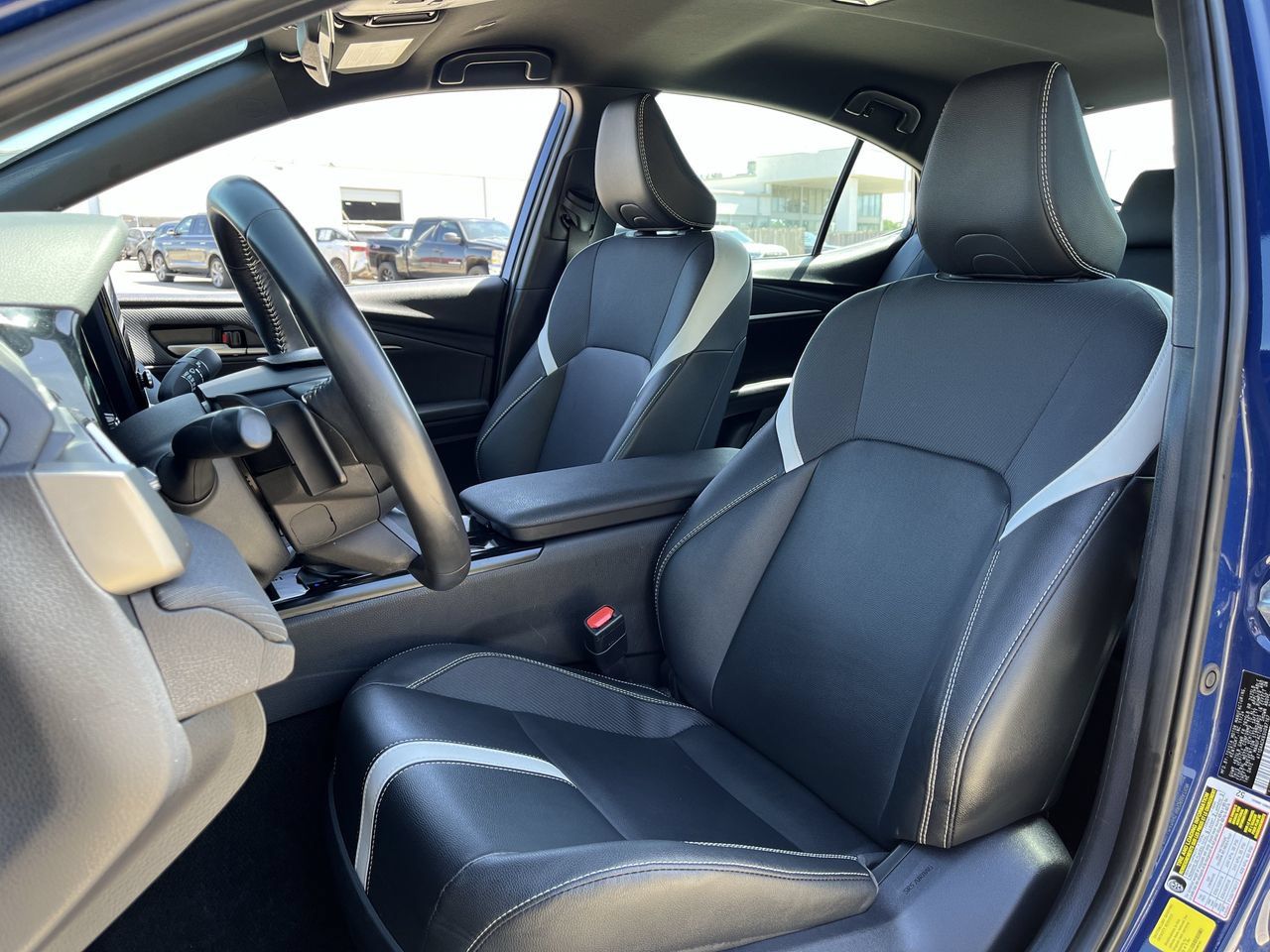 Used 2025 Toyota Camry SE FWD image 22