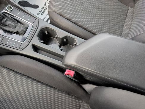 Used 2019 Volkswagen Jetta S image 16