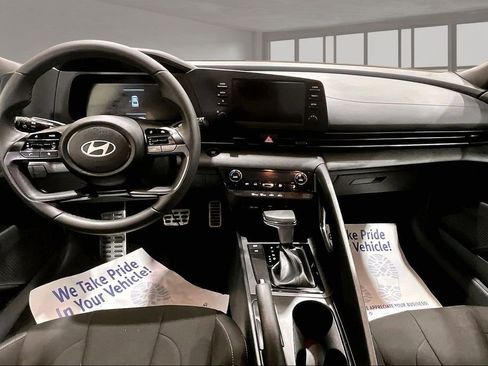 Used 2026 Hyundai Elantra Sport FWD image 14