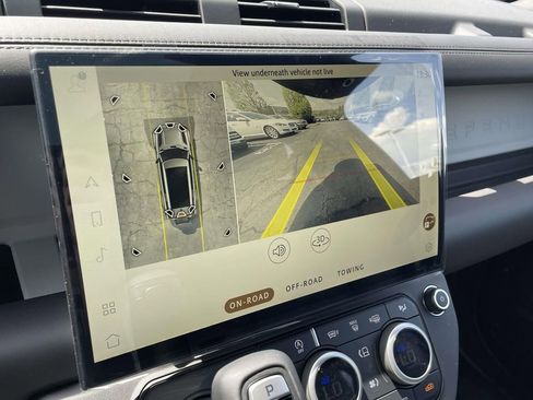 New 2026 Land Rover Defender 130 X-Dynamic SE AWD/4WD image 30