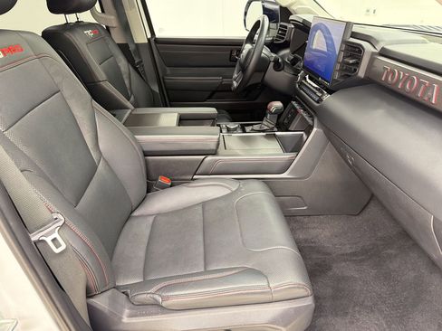 Used 2023 Toyota Sequoia TRD Pro AWD/4WD image 31