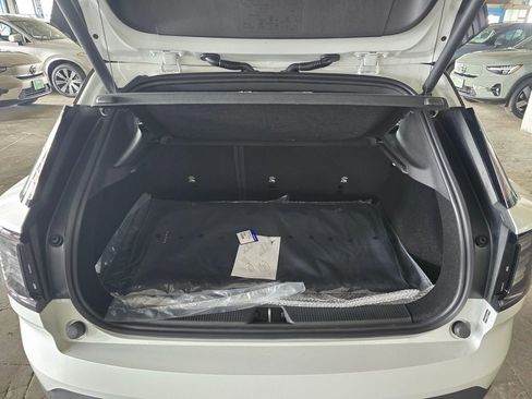 New 2026 Volvo EX30 Plus w/ Climate Package image 12